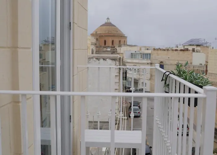 Guest house Your Modern Comfort In Malta *