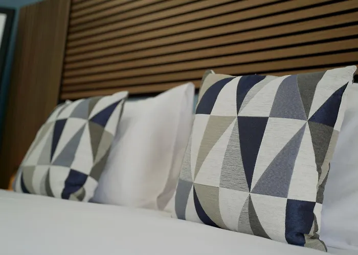 Your Modern Comfort In Malta Guest house